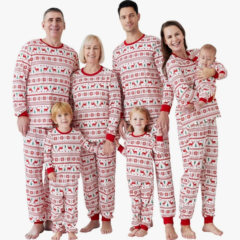 PATPAT Family Christmas Pjs Matching Sets Reindeer and Snowflake Patterned